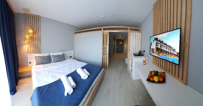 L Hotel 사리게르메 외부 사진